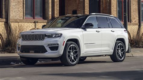 2023 jeep grand cherokee limited specs